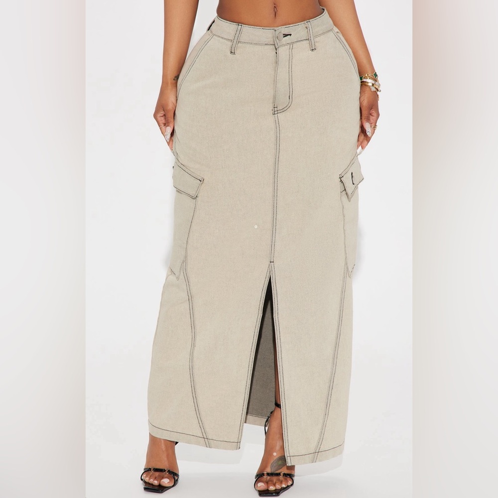 NWT Fashion NOVA Got A Feeling Cargo Maxi Skirt Size Large in the color - Stone
